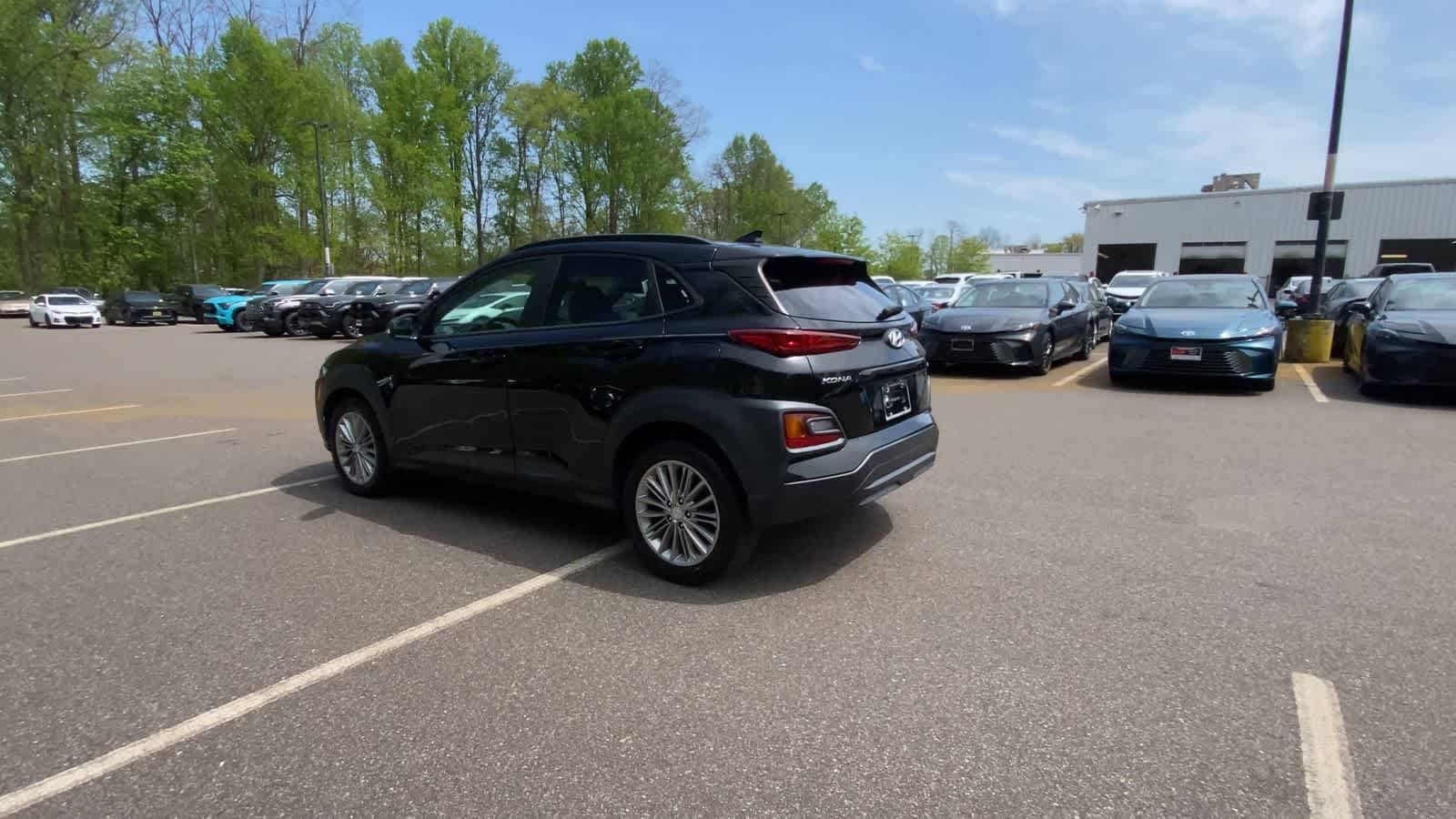 Thumbnail: 2019 Hyundai Kona - 10