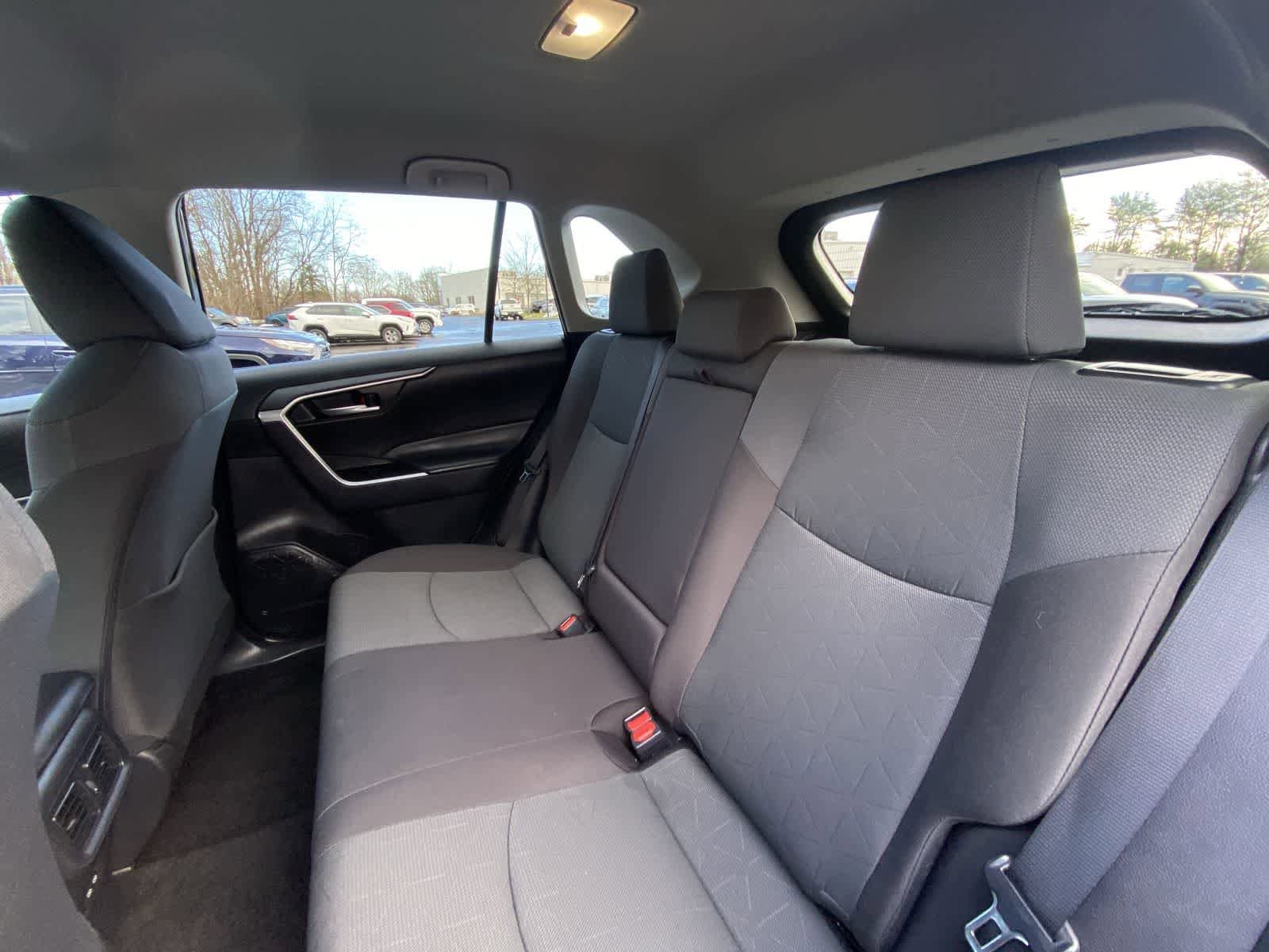 Thumbnail: 2024 Toyota RAV4 - 29