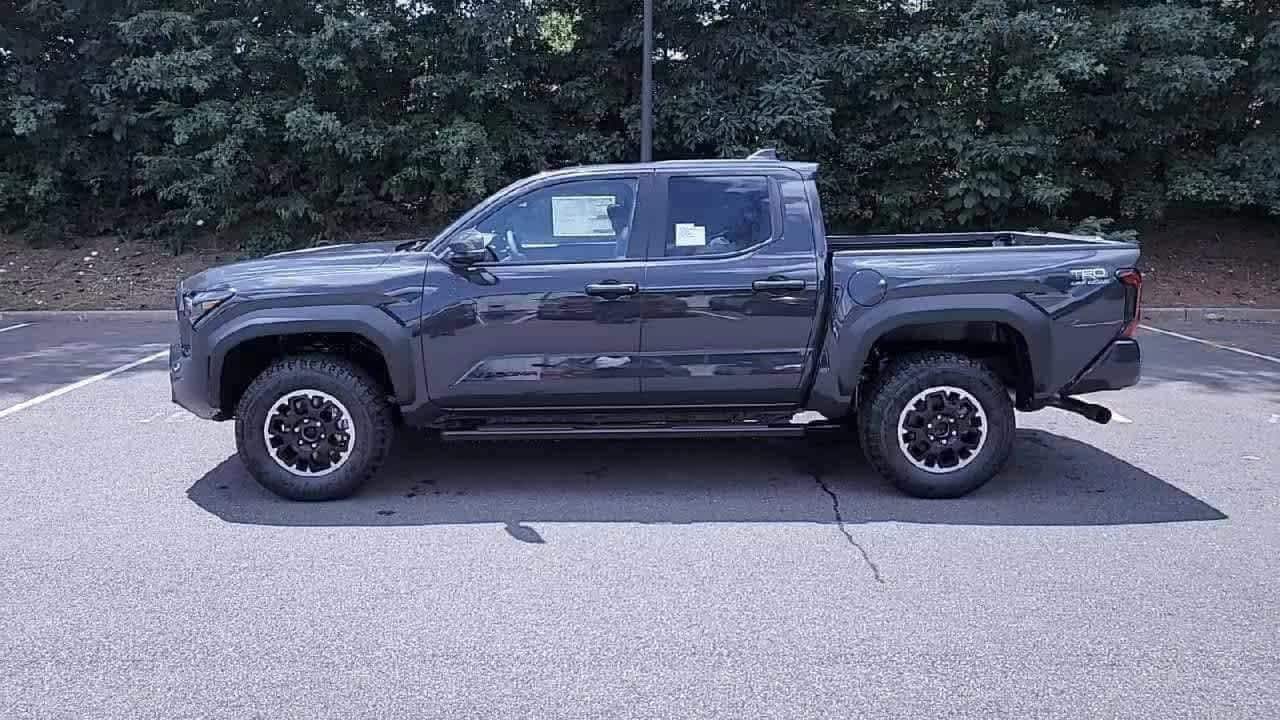 Thumbnail: 2025 Toyota Tacoma - 5
