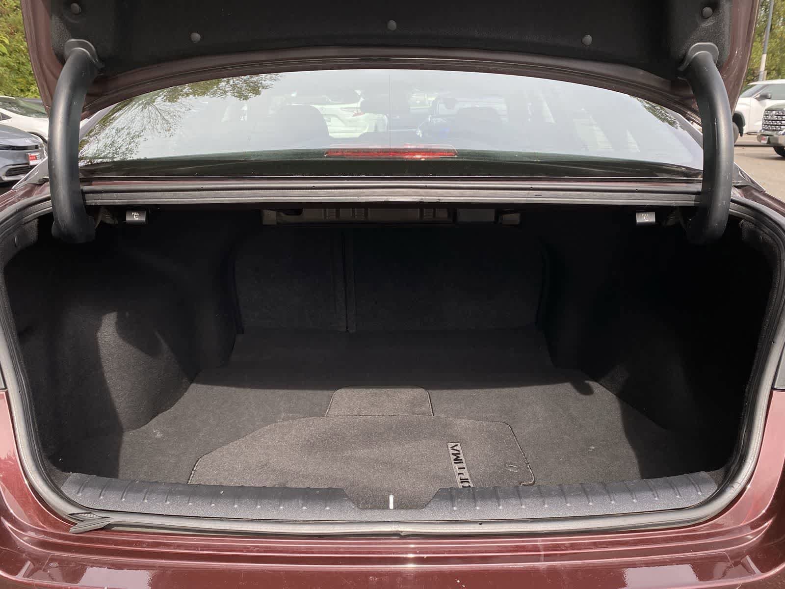 Thumbnail: 2019 Kia Optima - 10