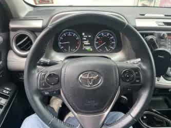 Thumbnail: 2016 Toyota RAV4 - 14