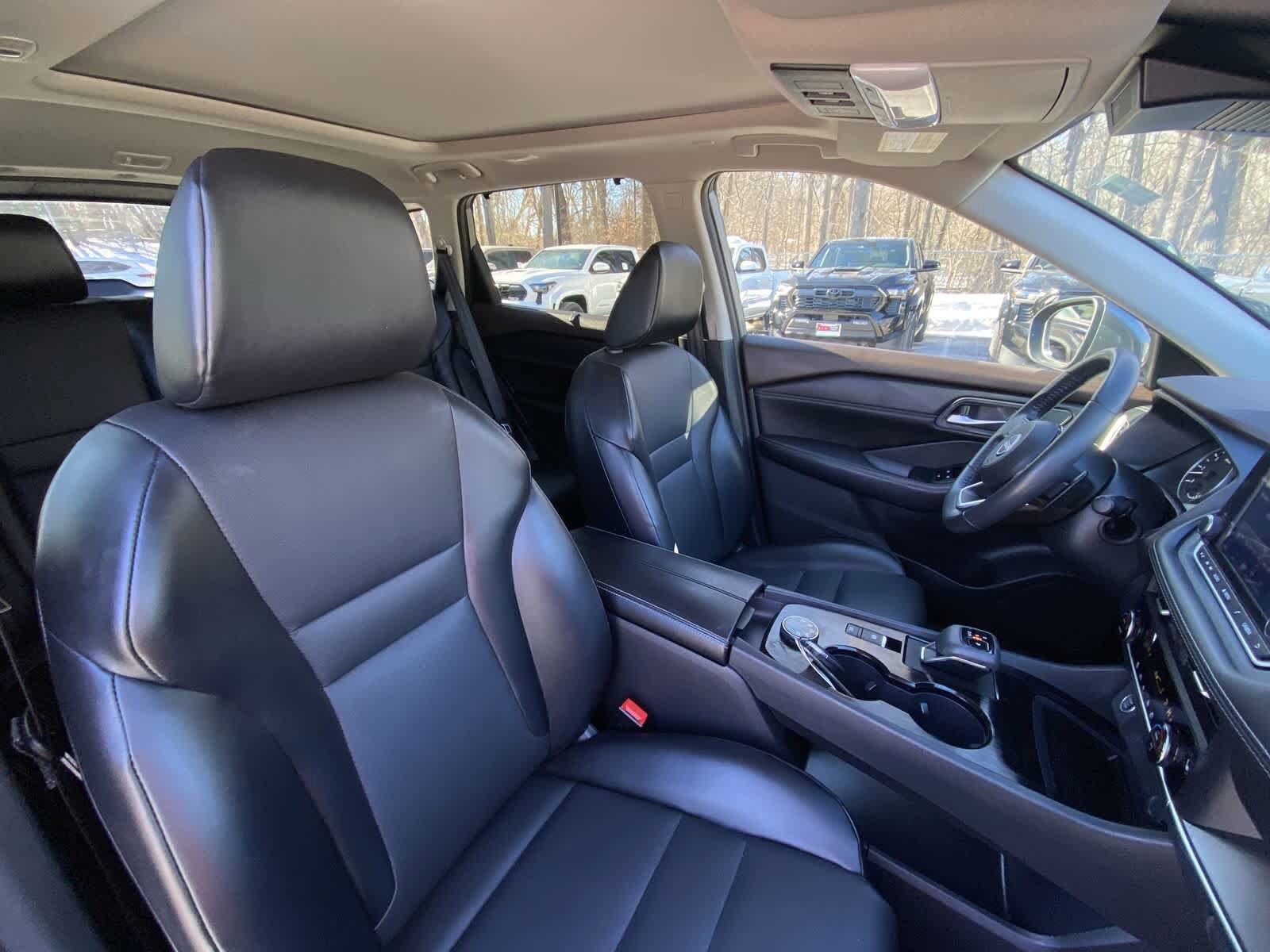 Thumbnail: 2023 Nissan Rogue - 35