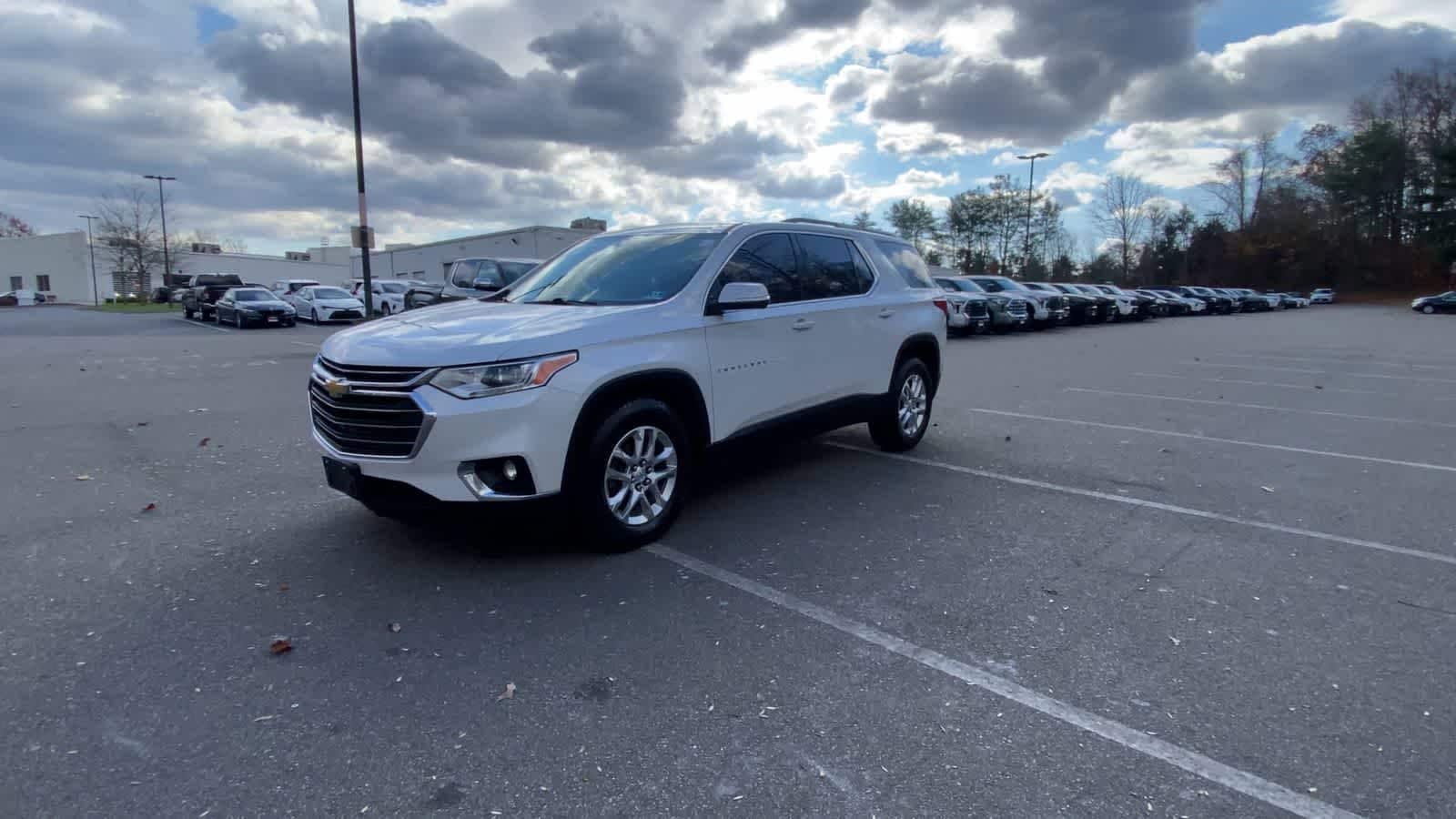 Thumbnail: 2018 Chevrolet Traverse - 10