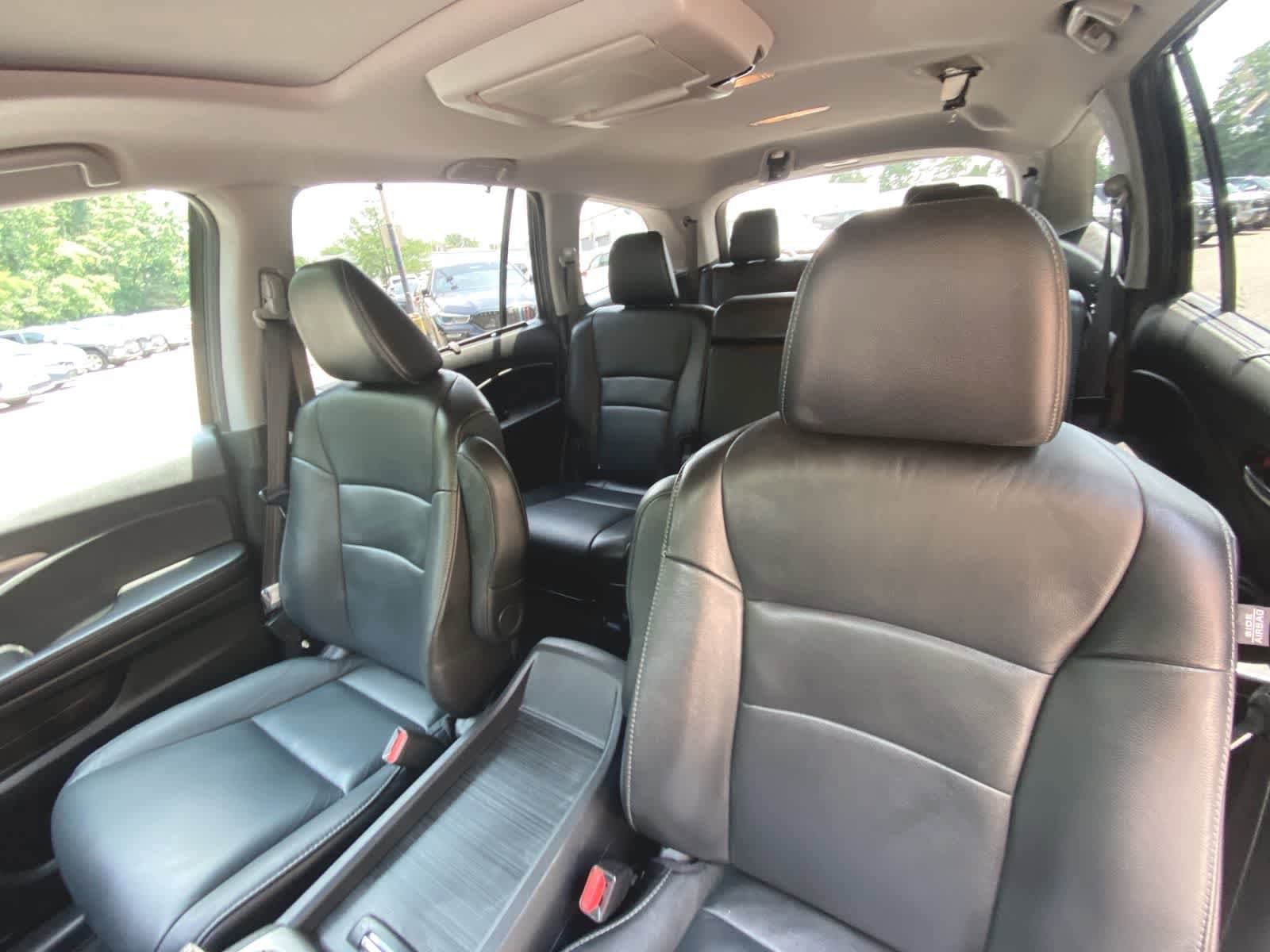 Thumbnail: 2020 Honda Pilot - 18