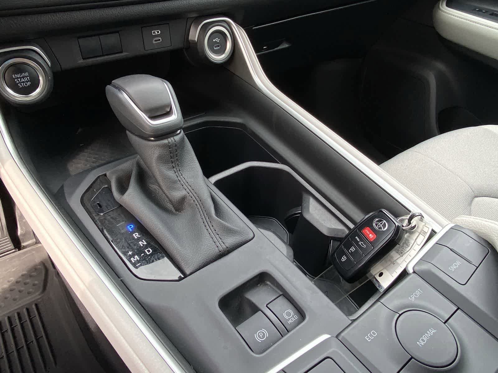 Thumbnail: 2025 Toyota Grand Highlander - 32