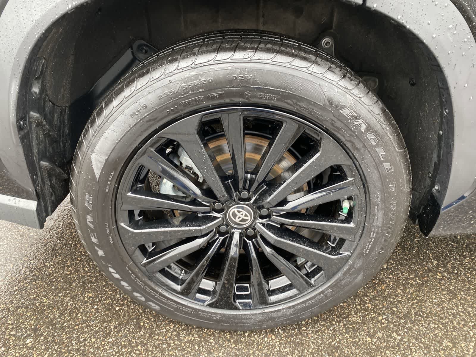 Thumbnail: 2025 Toyota Highlander - 17