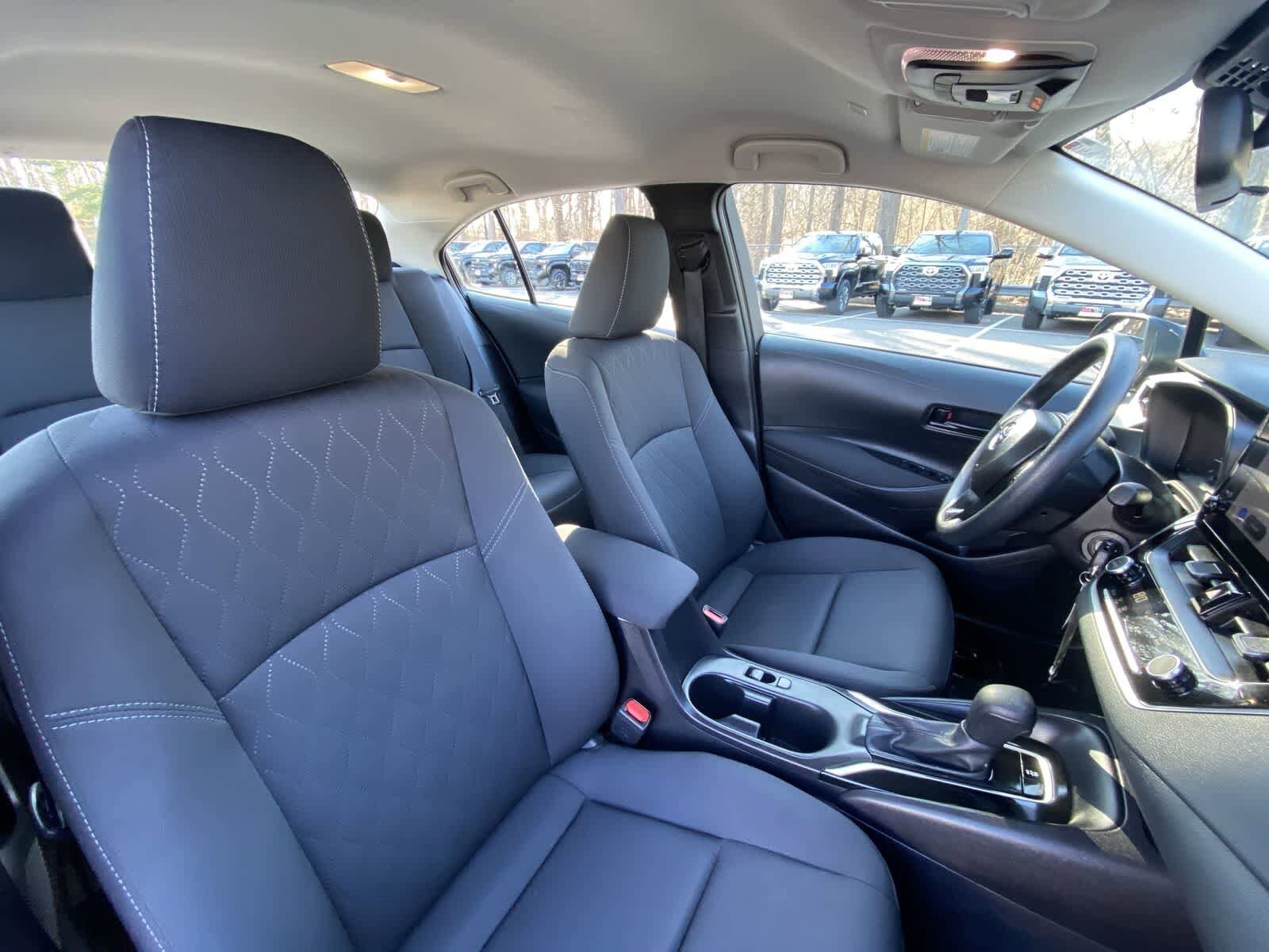 Thumbnail: 2025 Toyota Corolla - 26