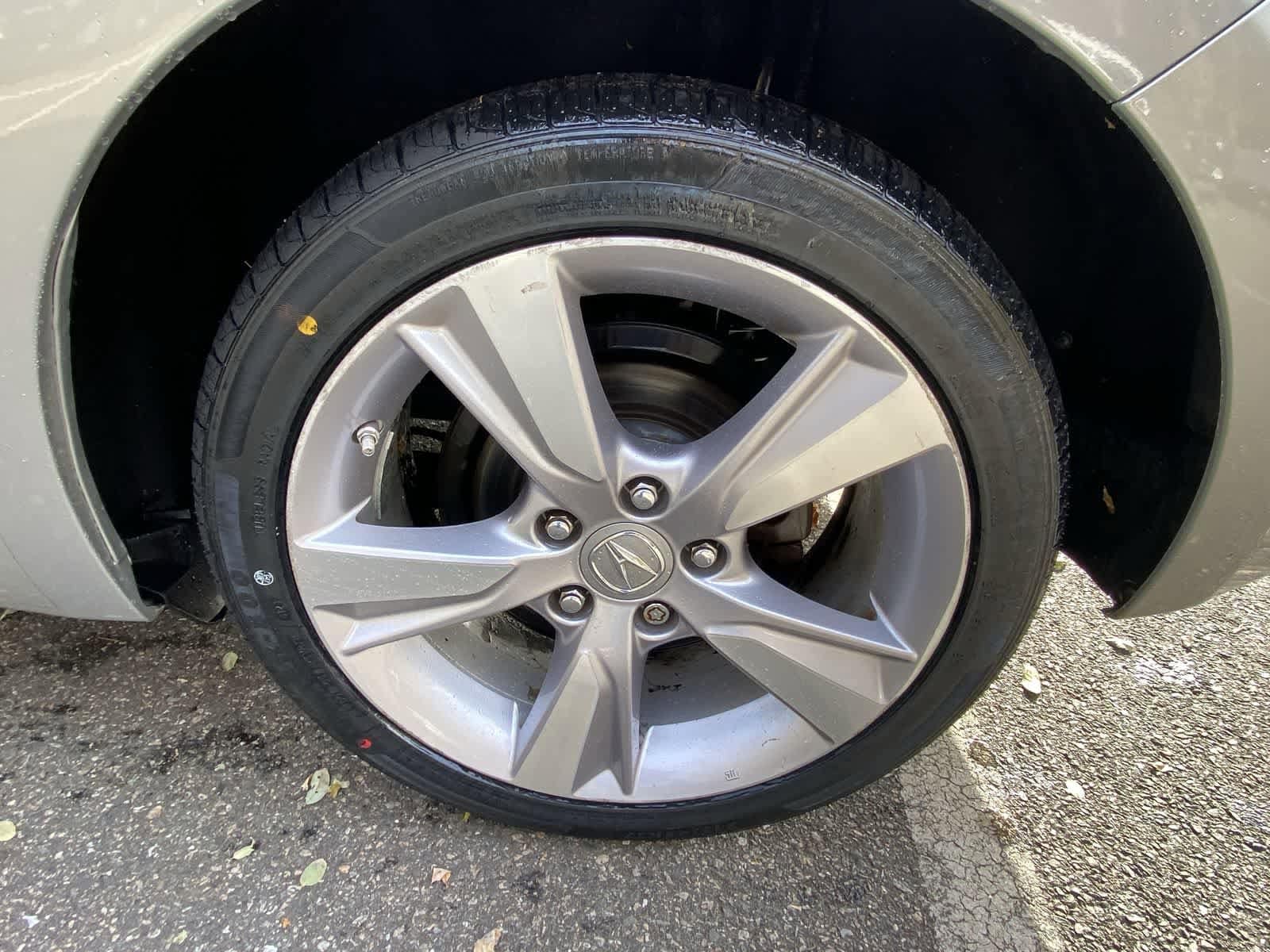 Thumbnail: 2013 Acura ILX - 19