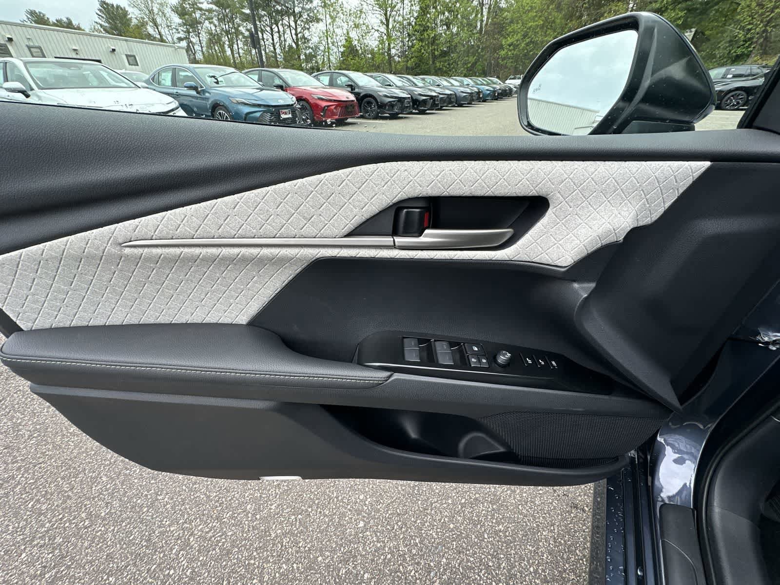 Thumbnail: 2026 Toyota Camry - 27