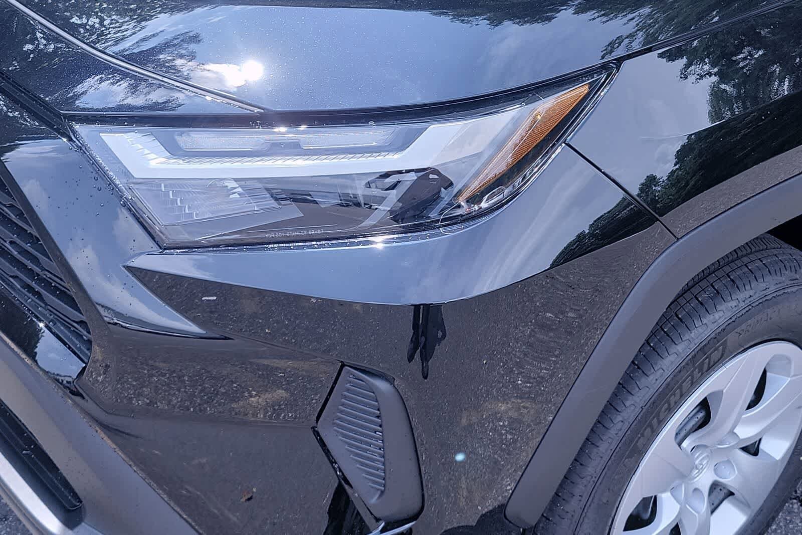 Thumbnail: 2025 Toyota RAV4 - 10