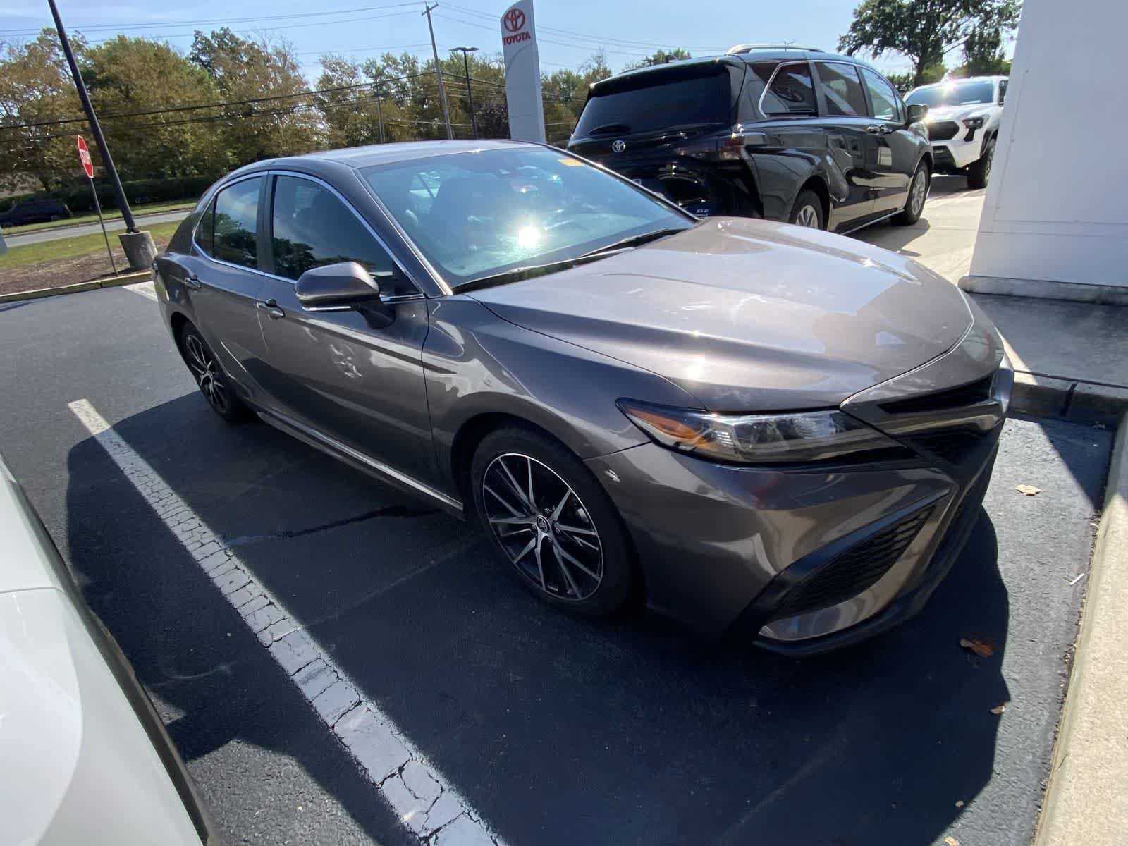 Thumbnail: 2023 Toyota Camry - 3