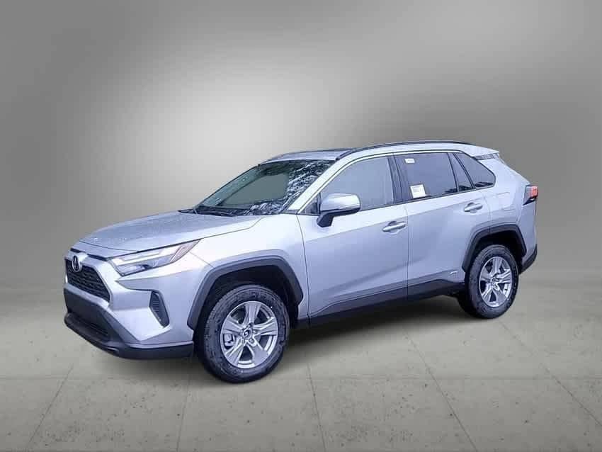 2025 Toyota RAV4 XLE 4