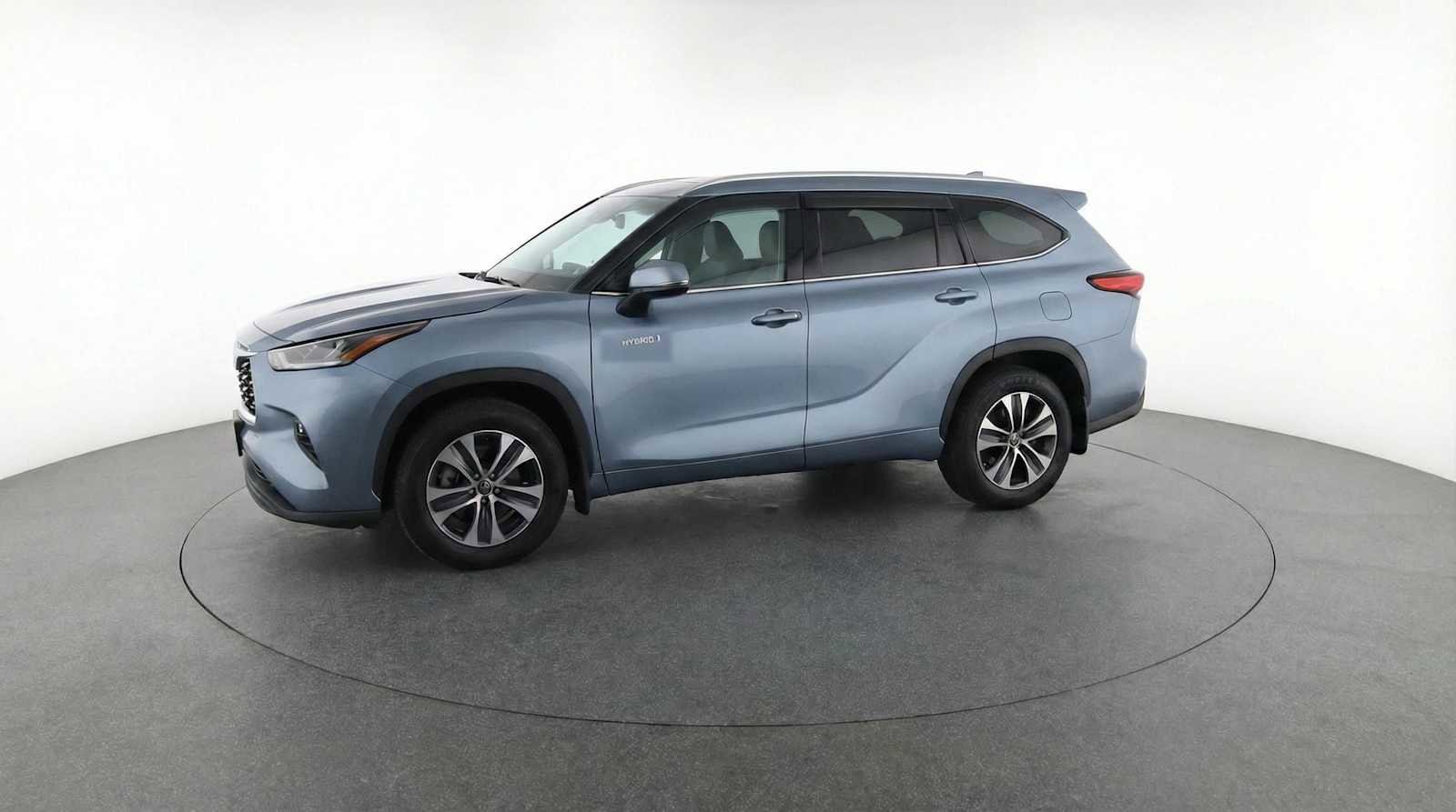 Thumbnail: 2021 Toyota Highlander - 1