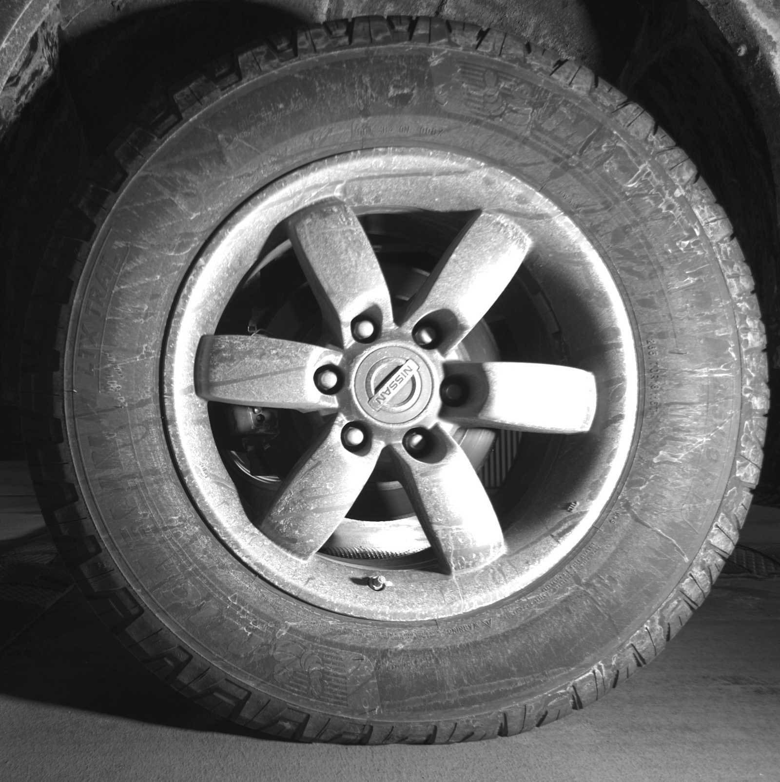 Thumbnail: 2015 Nissan Titan - 15