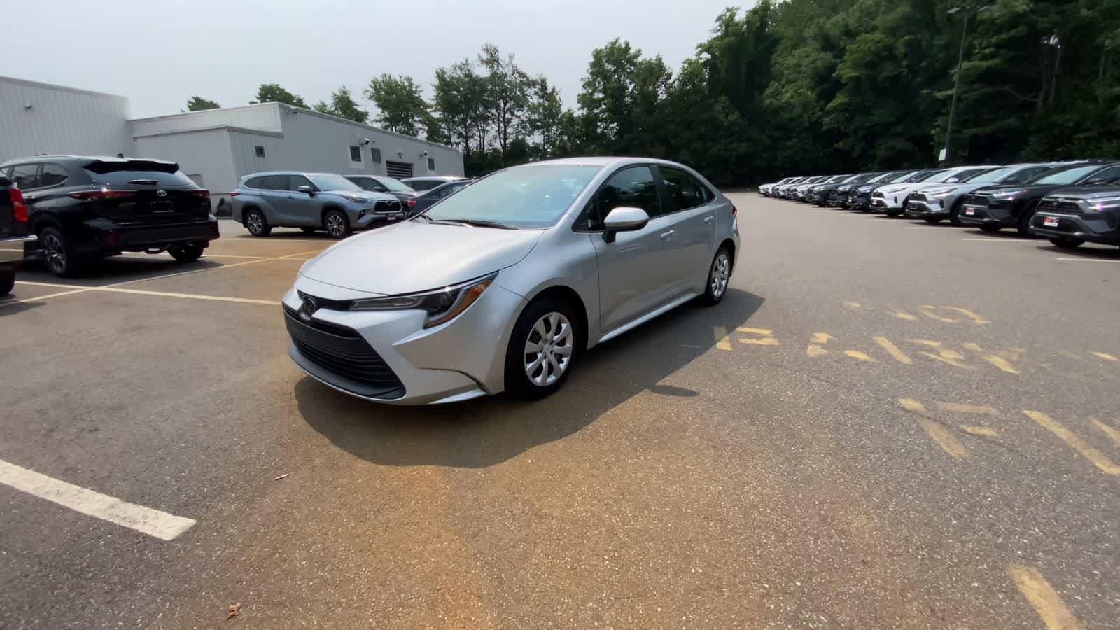 Thumbnail: 2024 Toyota Corolla - 4
