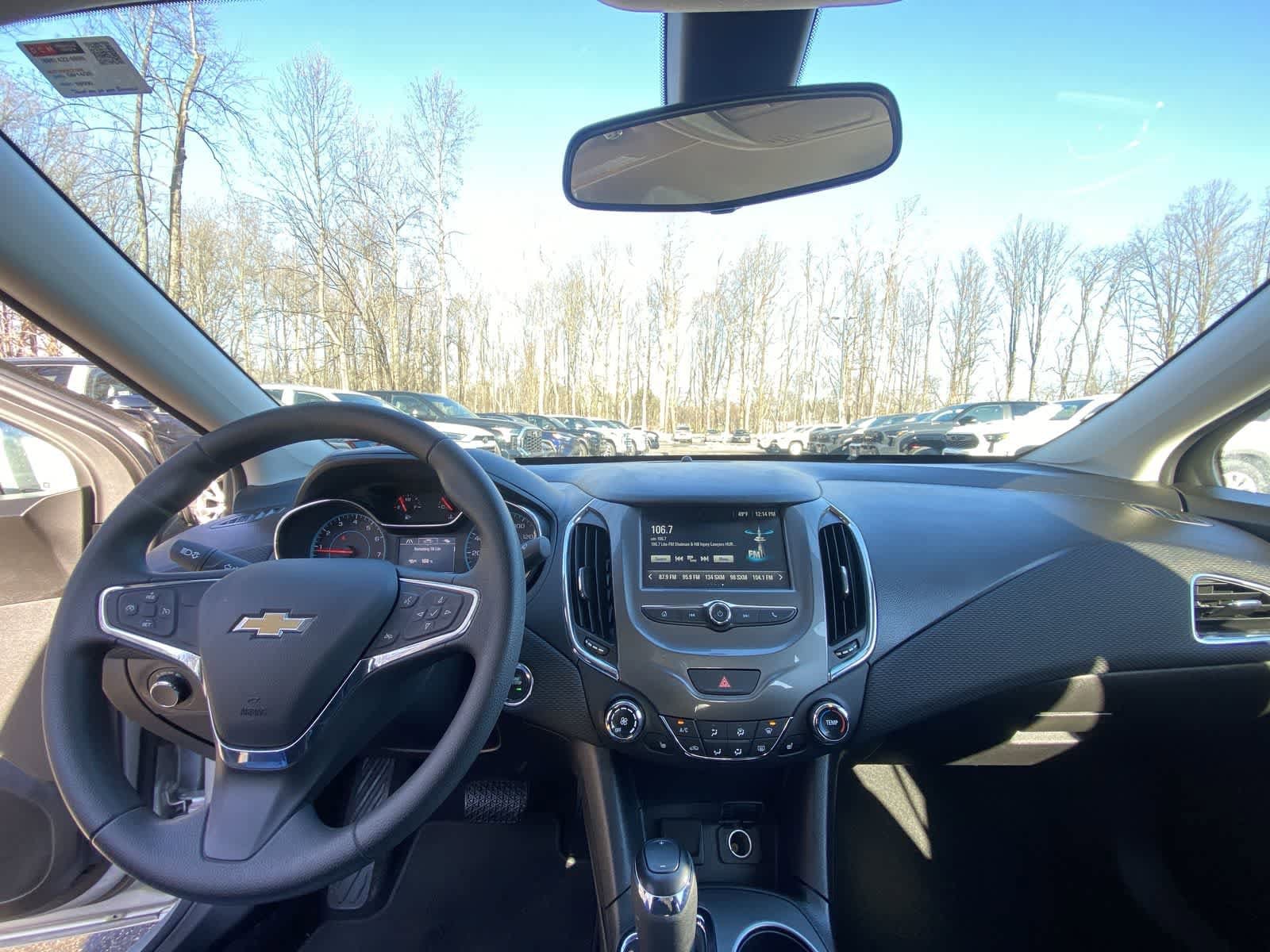 Thumbnail: 2016 Chevrolet Cruze - 25