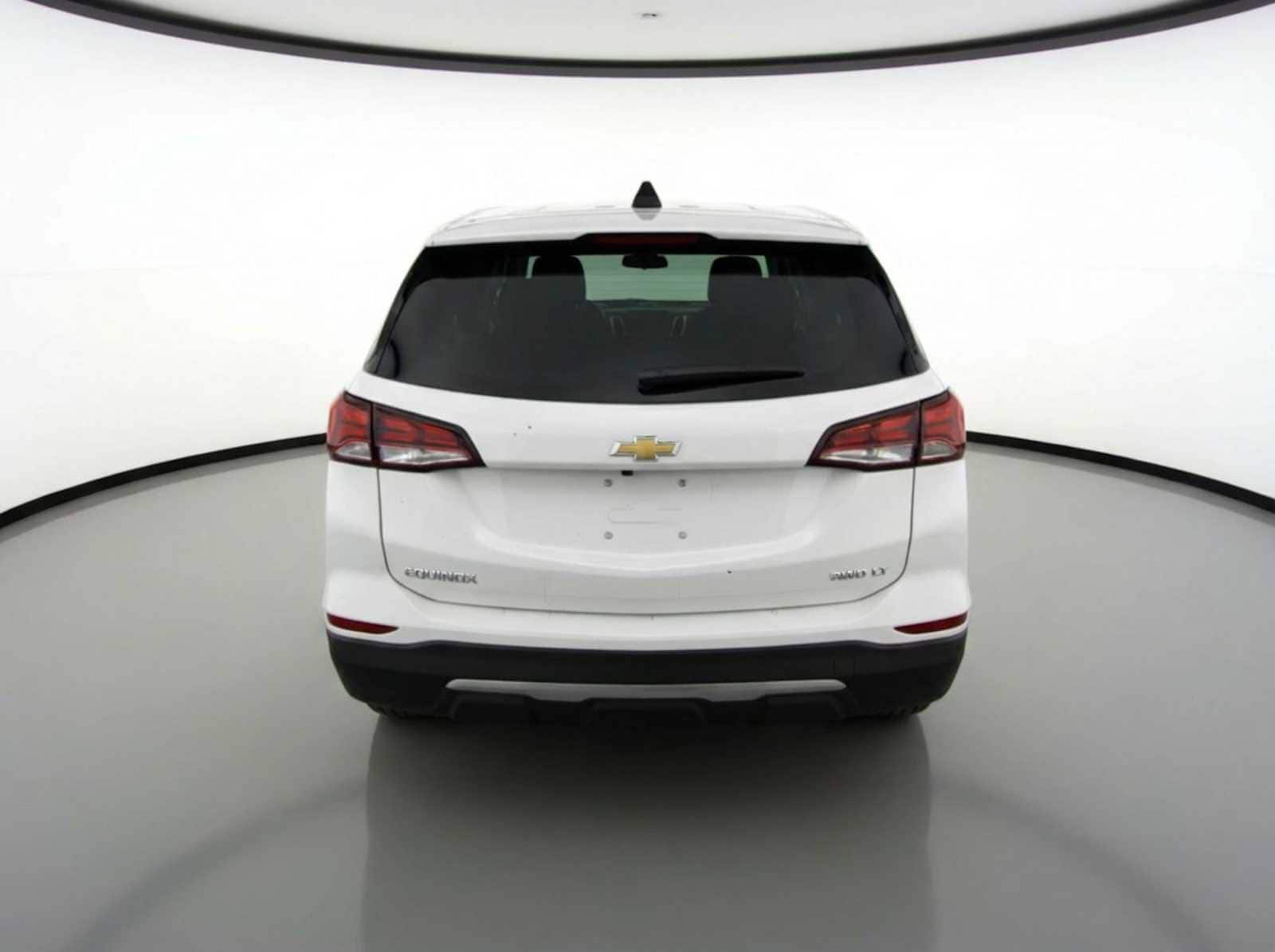 Thumbnail: 2022 Chevrolet Equinox - 5