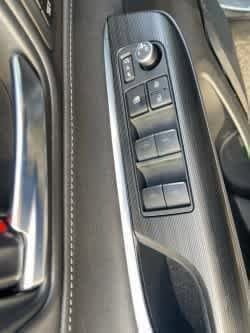 Thumbnail: 2023 Toyota Venza - 20