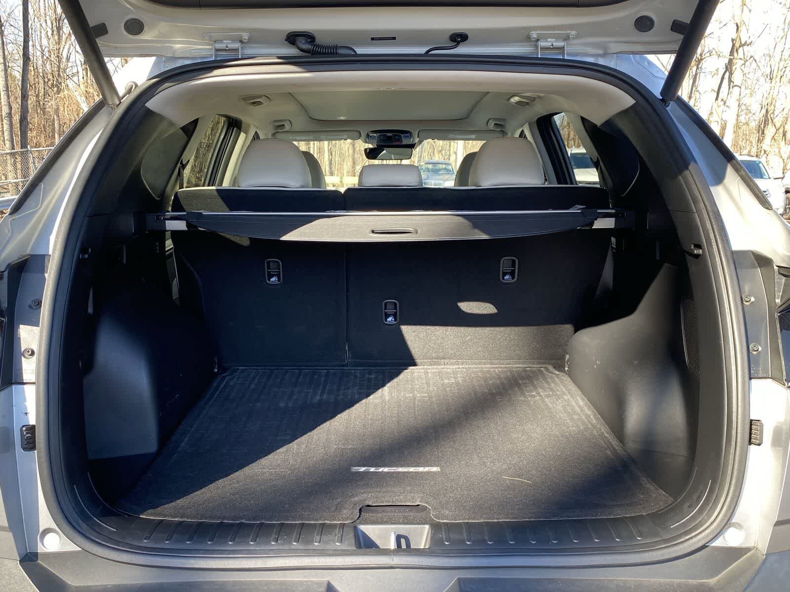 Thumbnail: 2023 Hyundai Tucson - 13