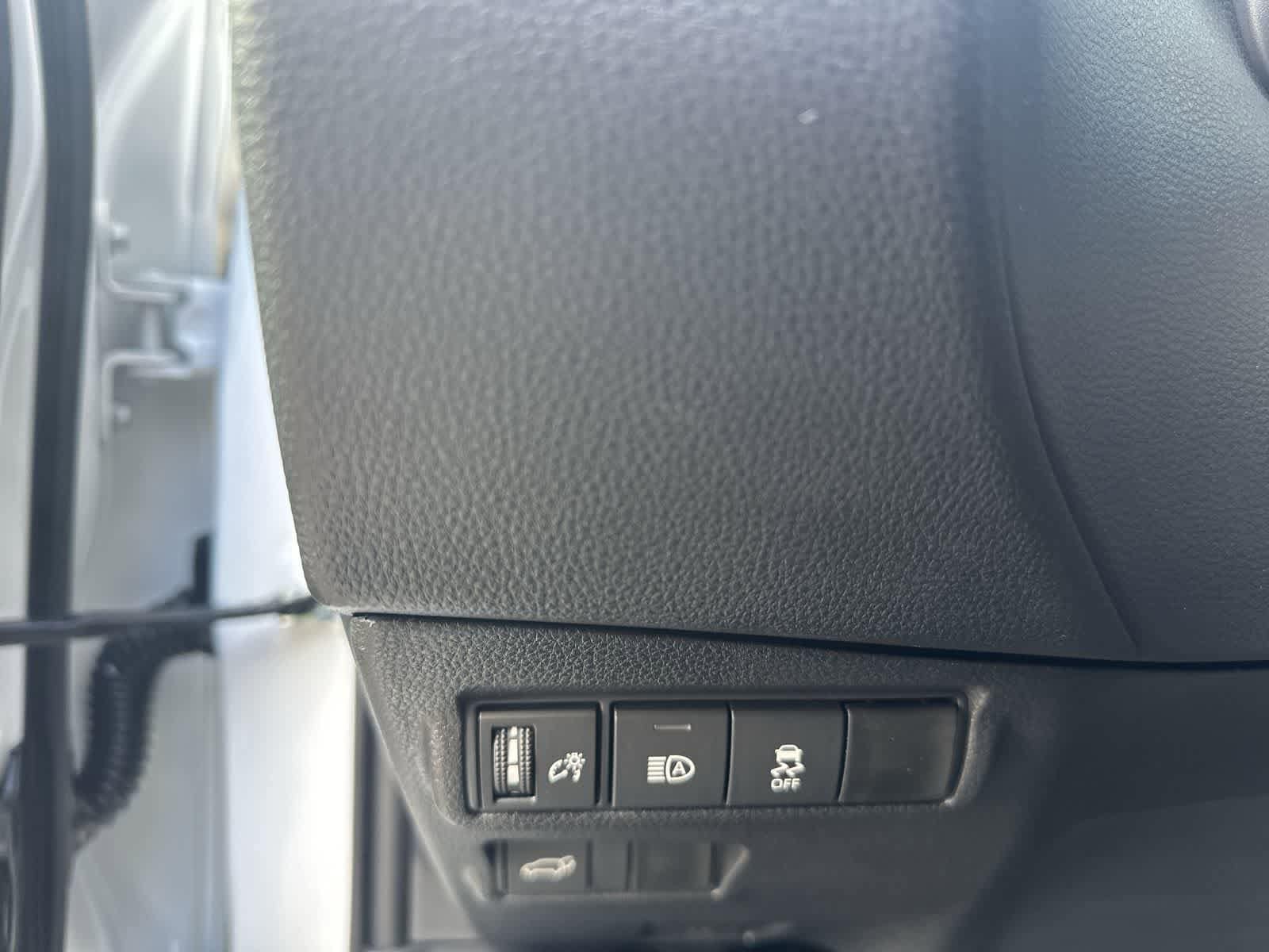 Thumbnail: 2026 Toyota Corolla Cross - 24