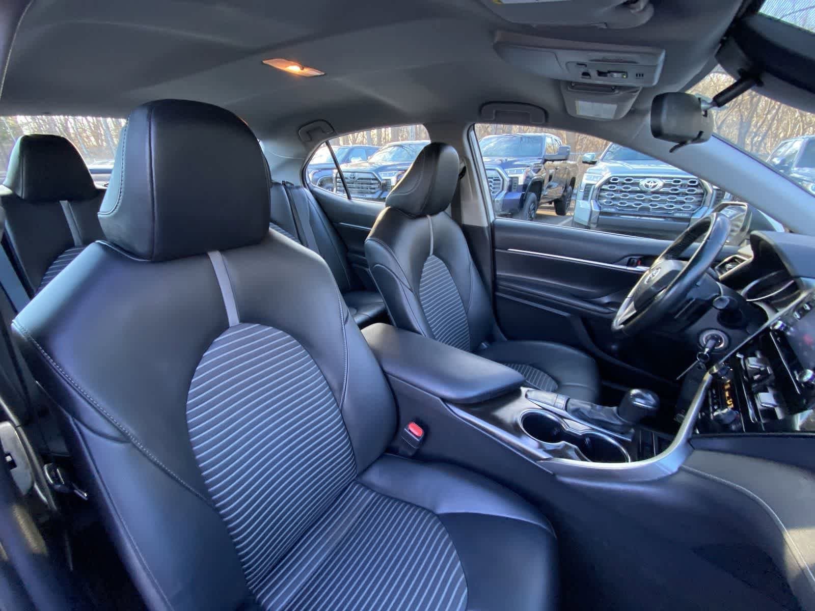 Thumbnail: 2023 Toyota Camry - 21