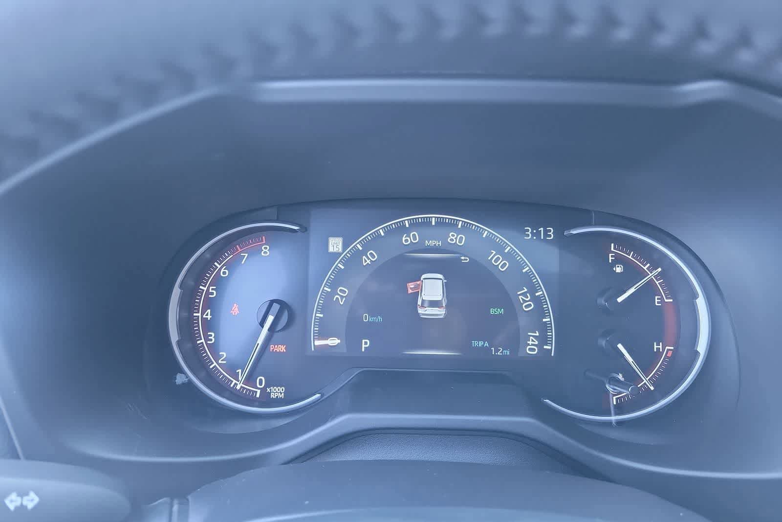 Thumbnail: 2025 Toyota RAV4 - 21