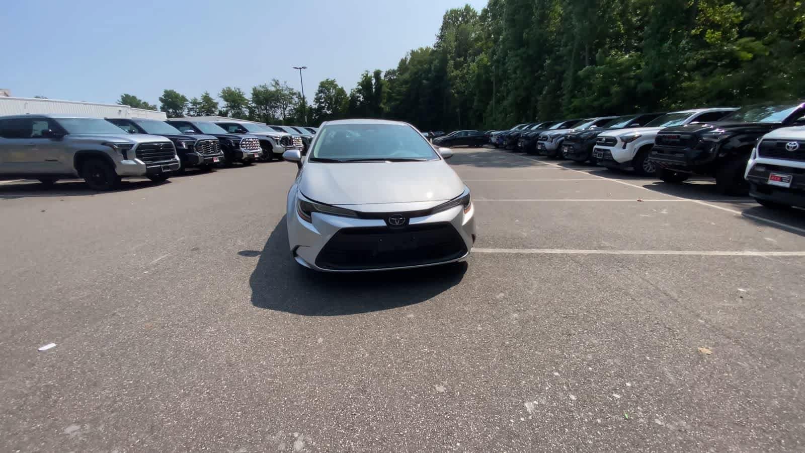 Thumbnail: 2024 Toyota Corolla - 3