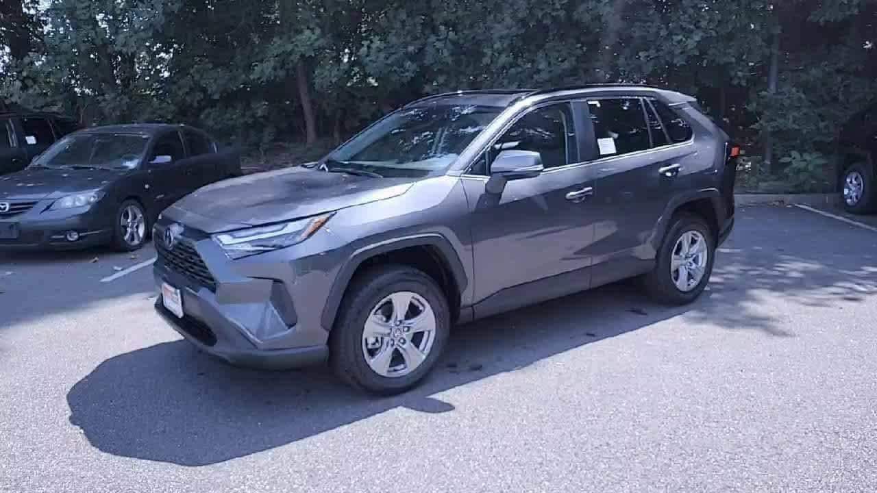 Thumbnail: 2025 Toyota RAV4 - 4