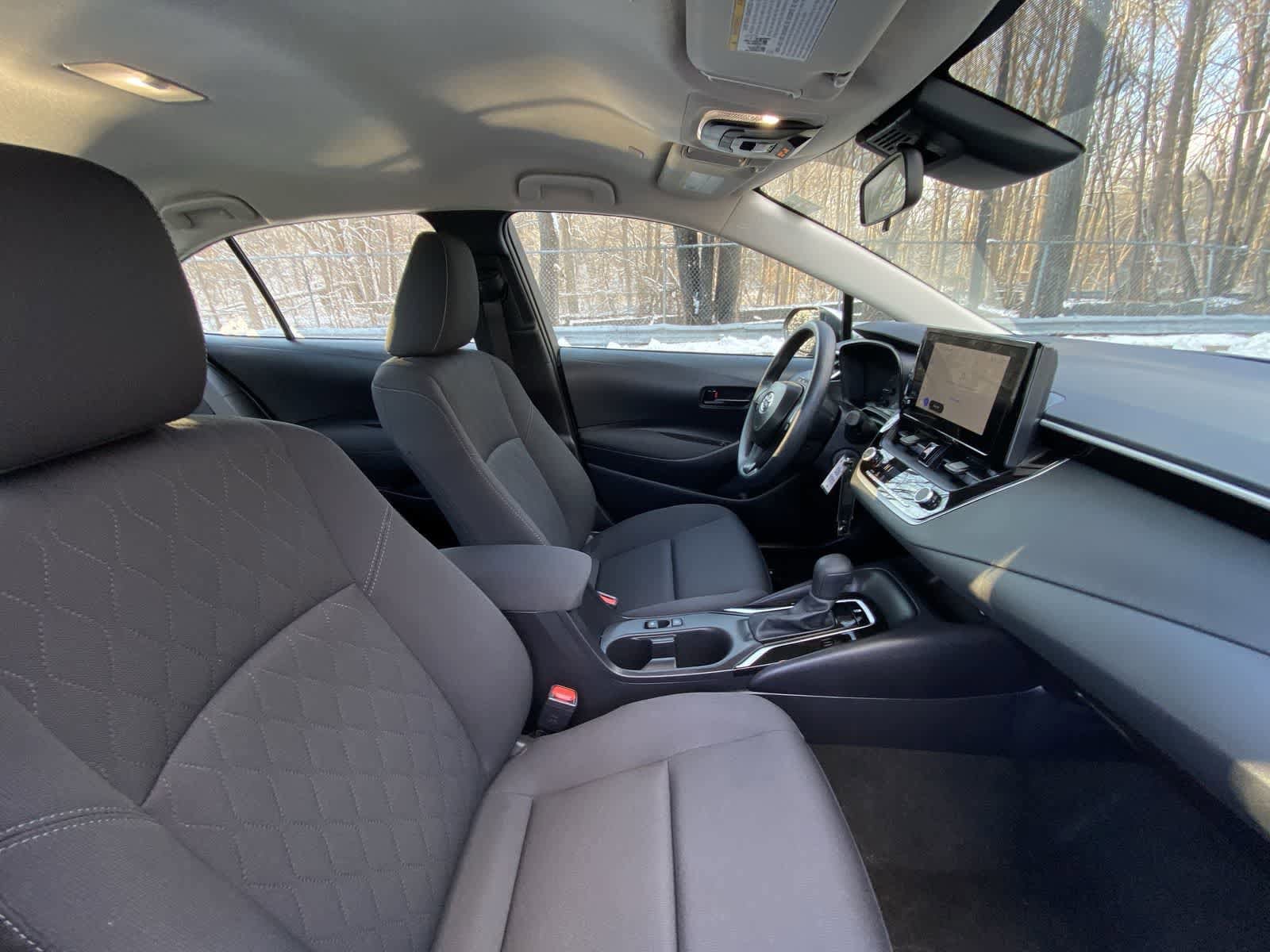 Thumbnail: 2025 Toyota Corolla - 25