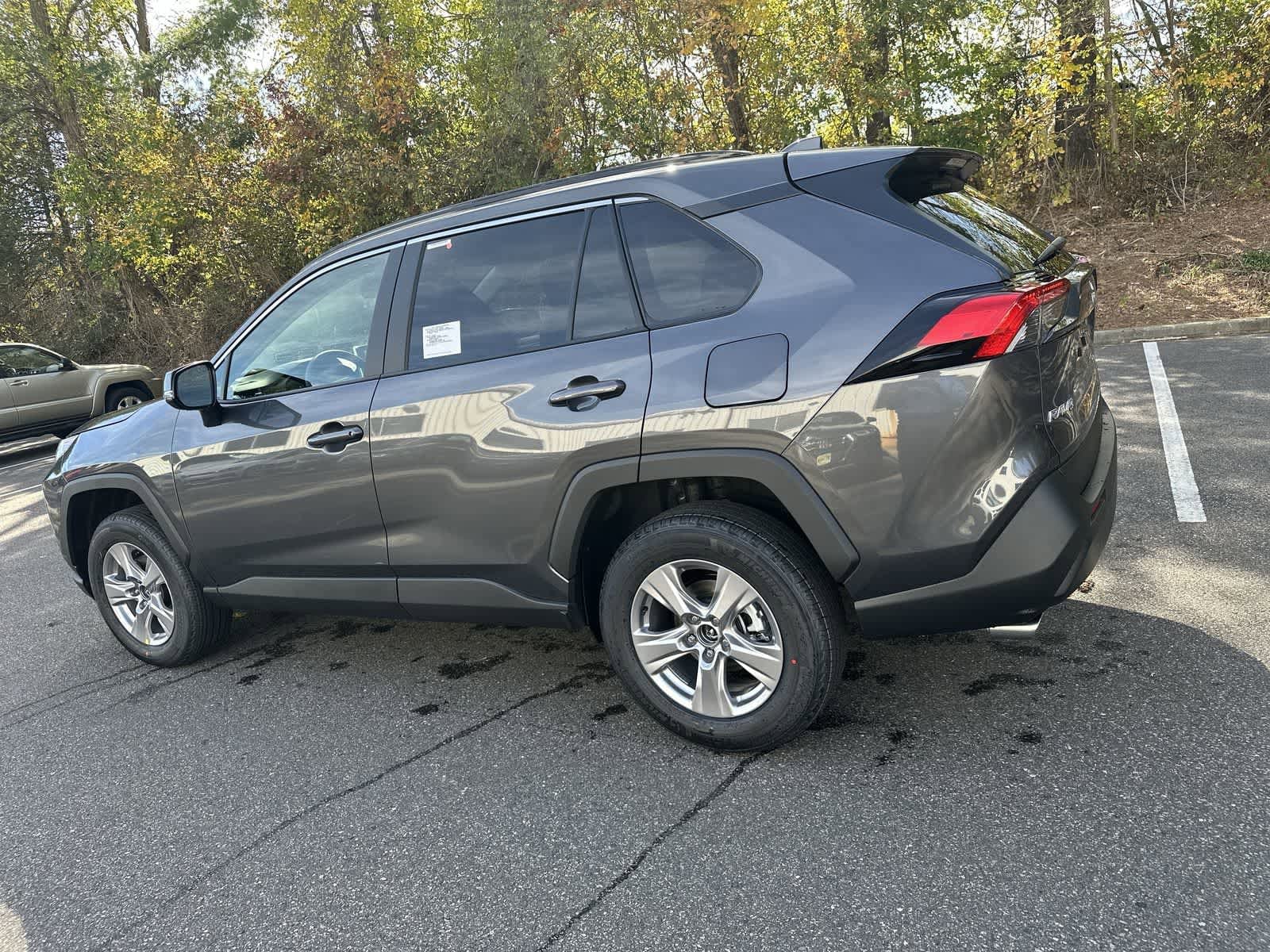 Thumbnail: 2025 Toyota RAV4 - 12