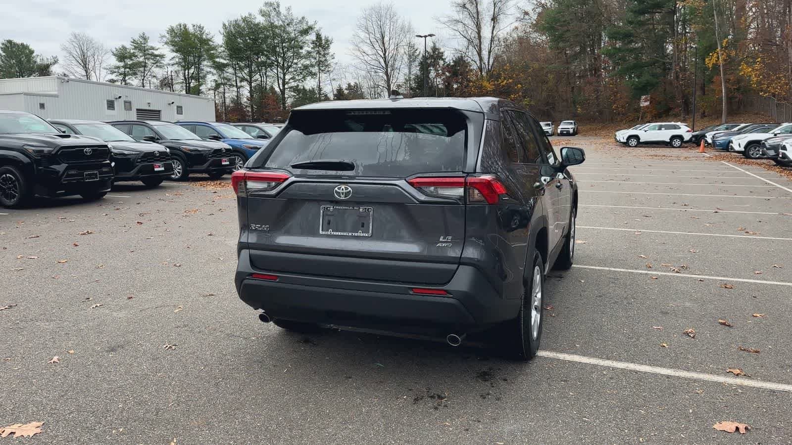 Thumbnail: 2025 Toyota RAV4 - 8