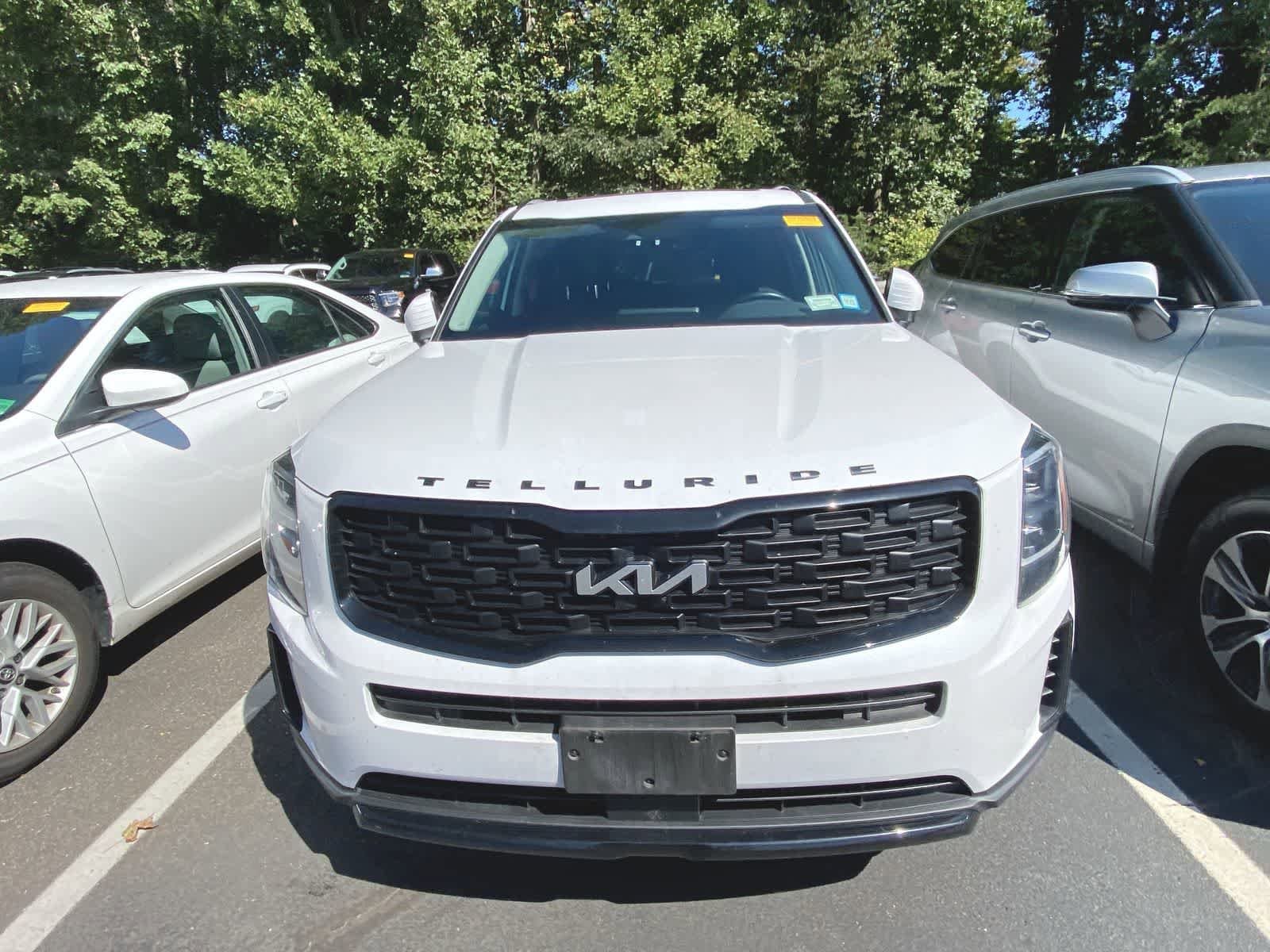 Used 2022 Kia Telluride EX with VIN 5XYP3DHC0NG241859 for sale in Freehold, NJ