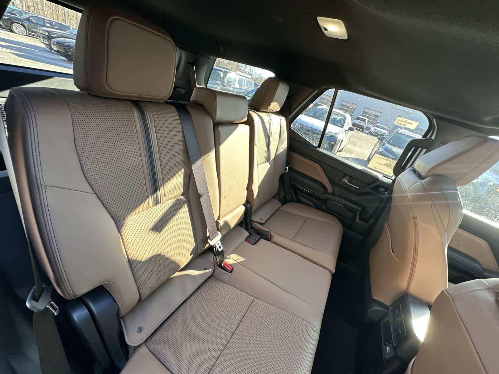 Thumbnail: 2026 Toyota 4Runner - 33