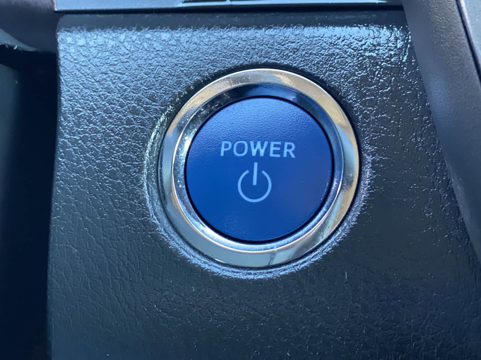 Thumbnail: 2021 Toyota Camry - 32