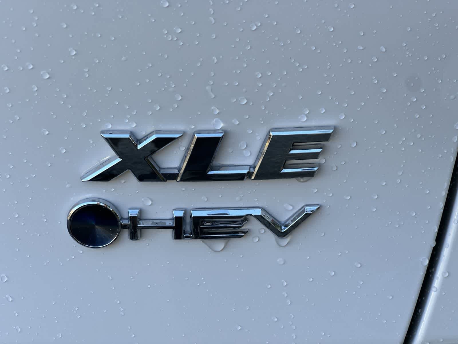 Thumbnail: 2025 Toyota RAV4 - 15