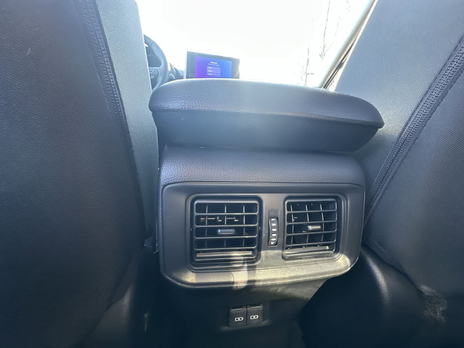 Thumbnail: 2025 Toyota RAV4 - 33