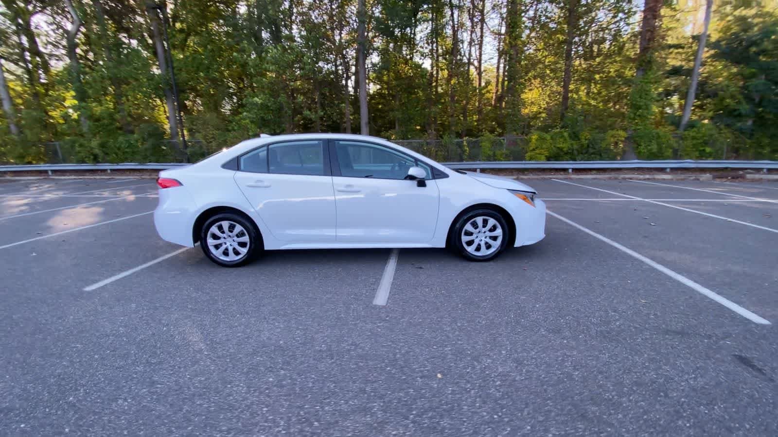 Thumbnail: 2024 Toyota Corolla - 9