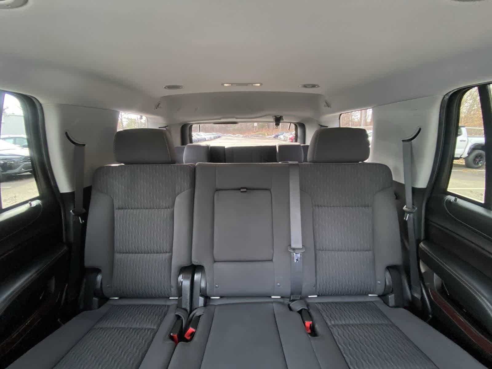 Thumbnail: 2018 GMC Yukon - 32