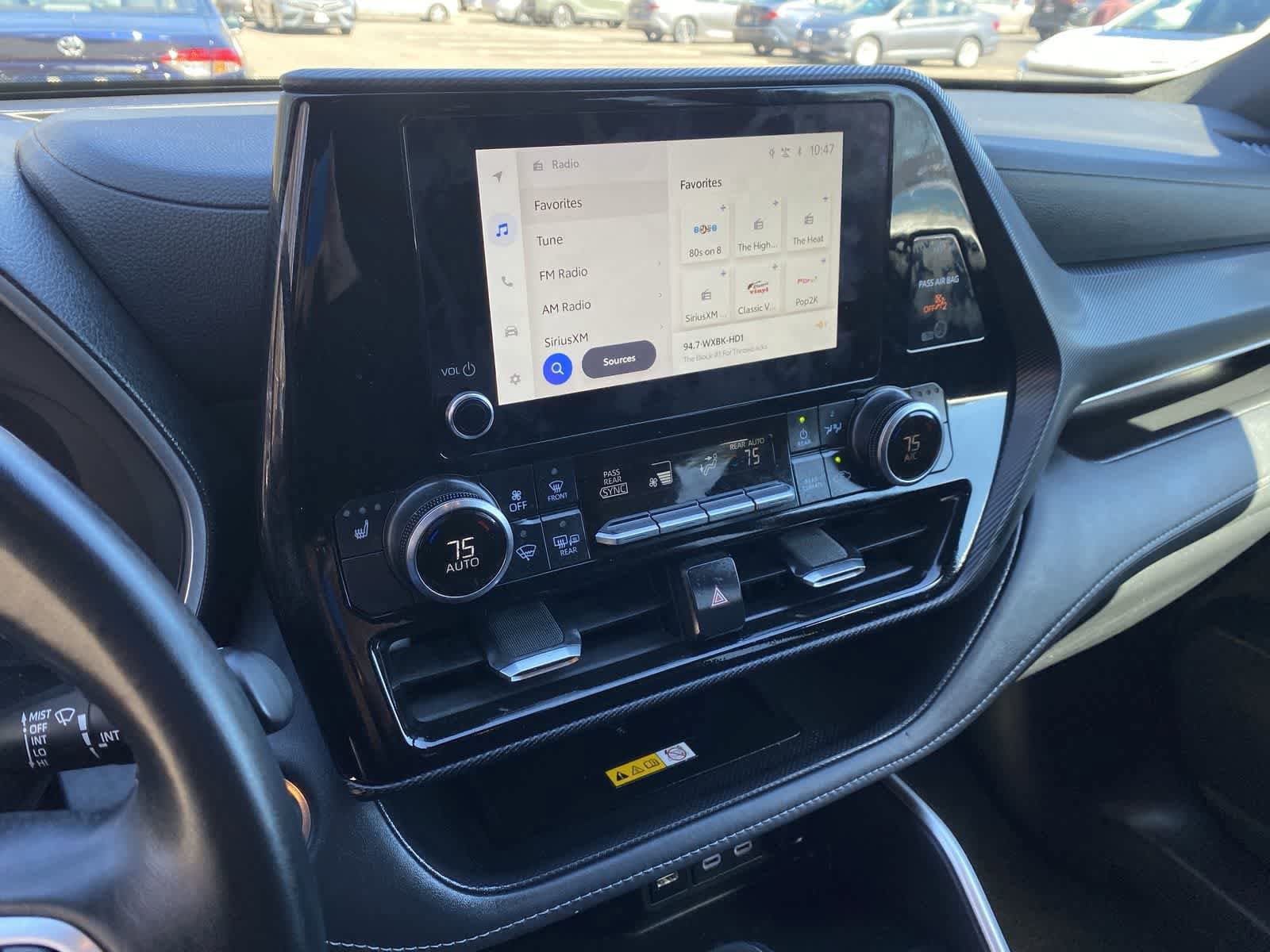 Thumbnail: 2025 Toyota Highlander - 29