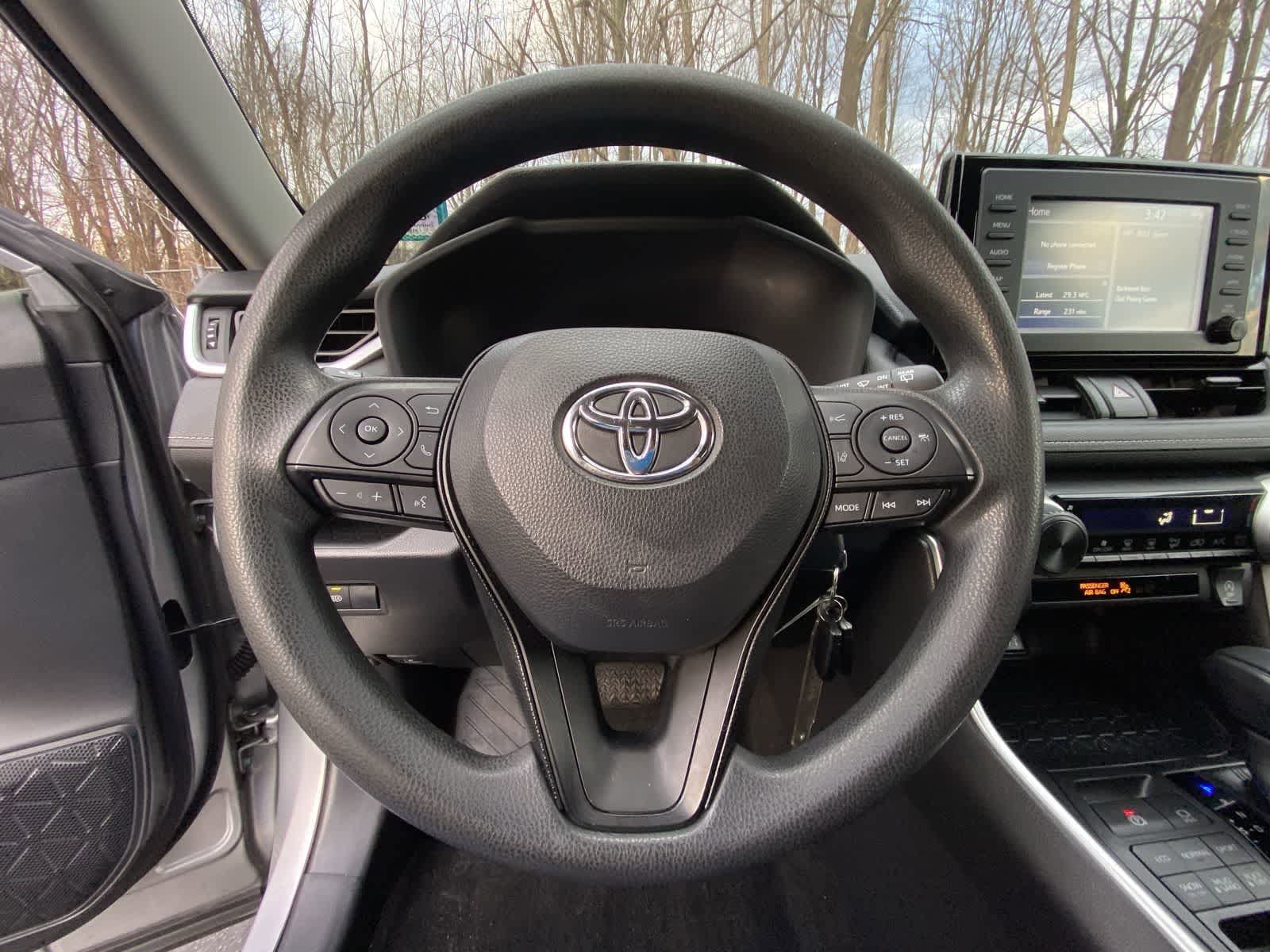 Thumbnail: 2019 Toyota RAV4 - 31