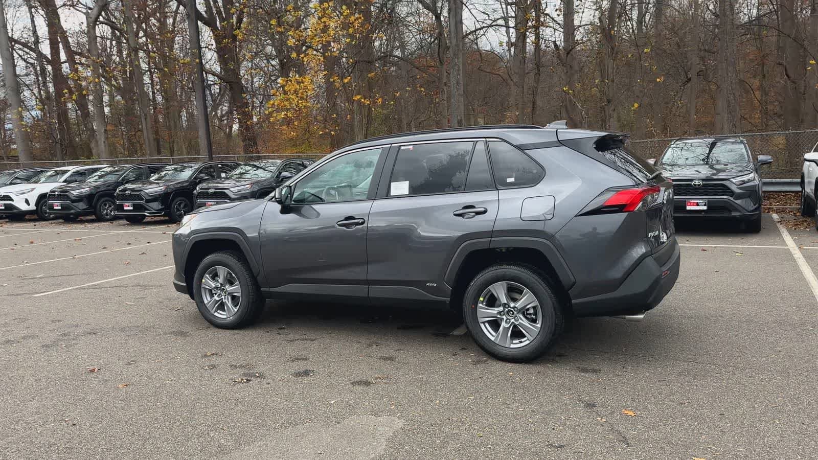 Thumbnail: 2025 Toyota RAV4 - 6