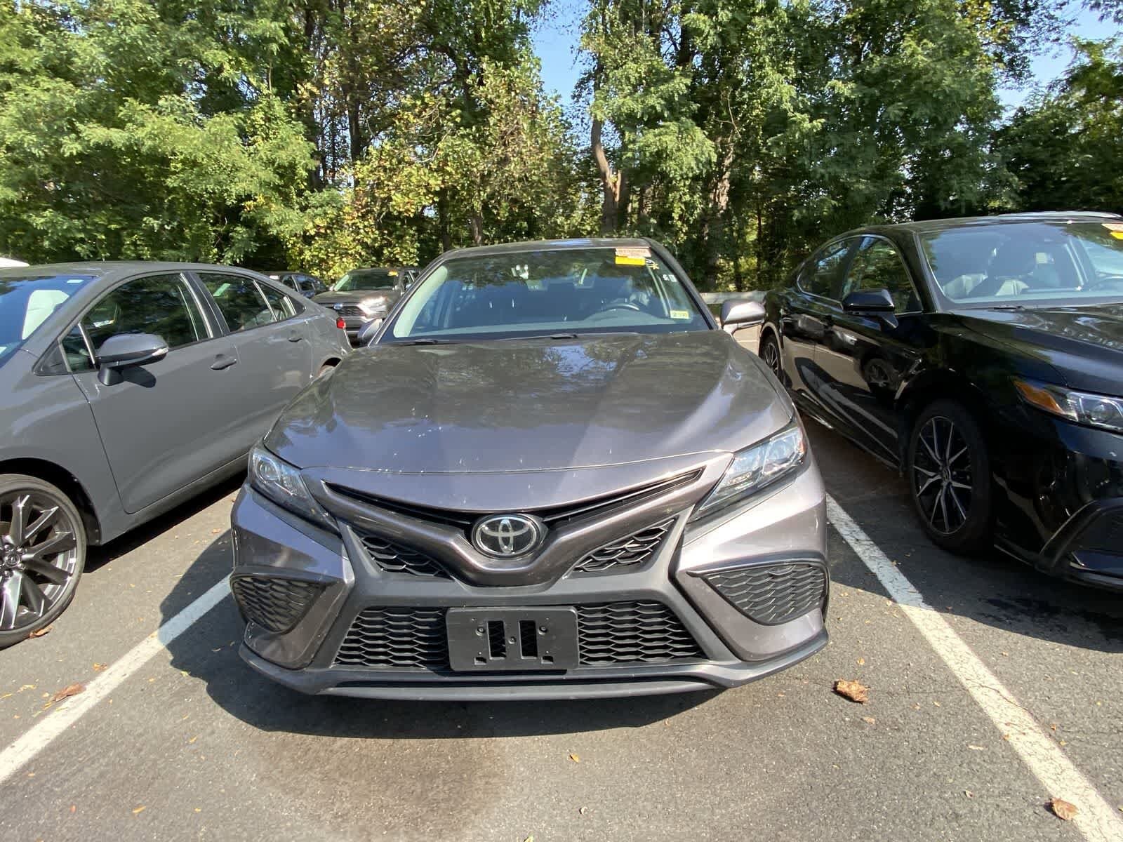 2024 Toyota Camry SE photo 2