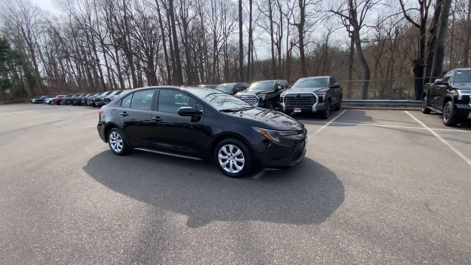 Thumbnail: 2025 Toyota Corolla - 2