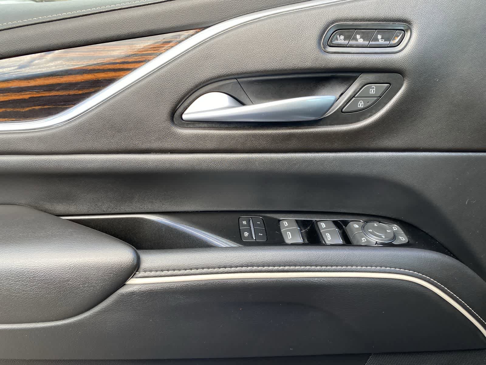 Thumbnail: 2023 Cadillac Escalade - 20