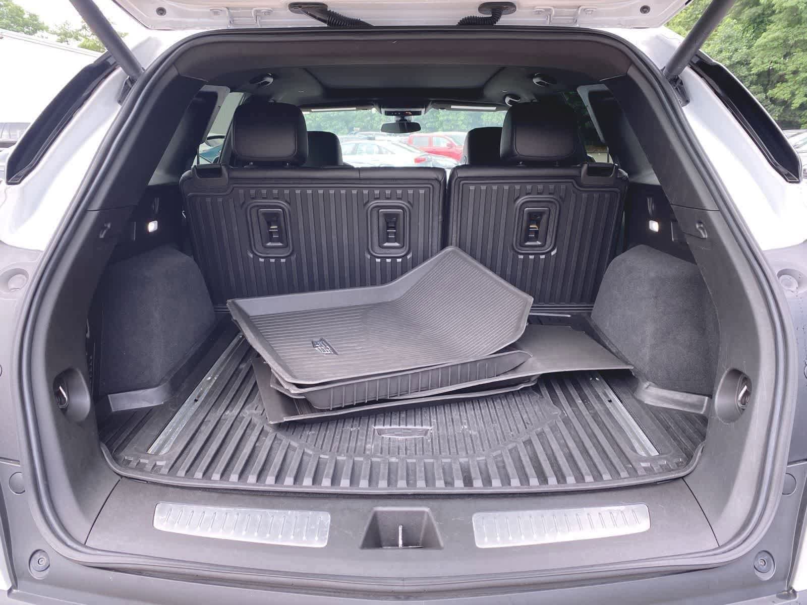 Thumbnail: 2021 Cadillac XT5 - 10