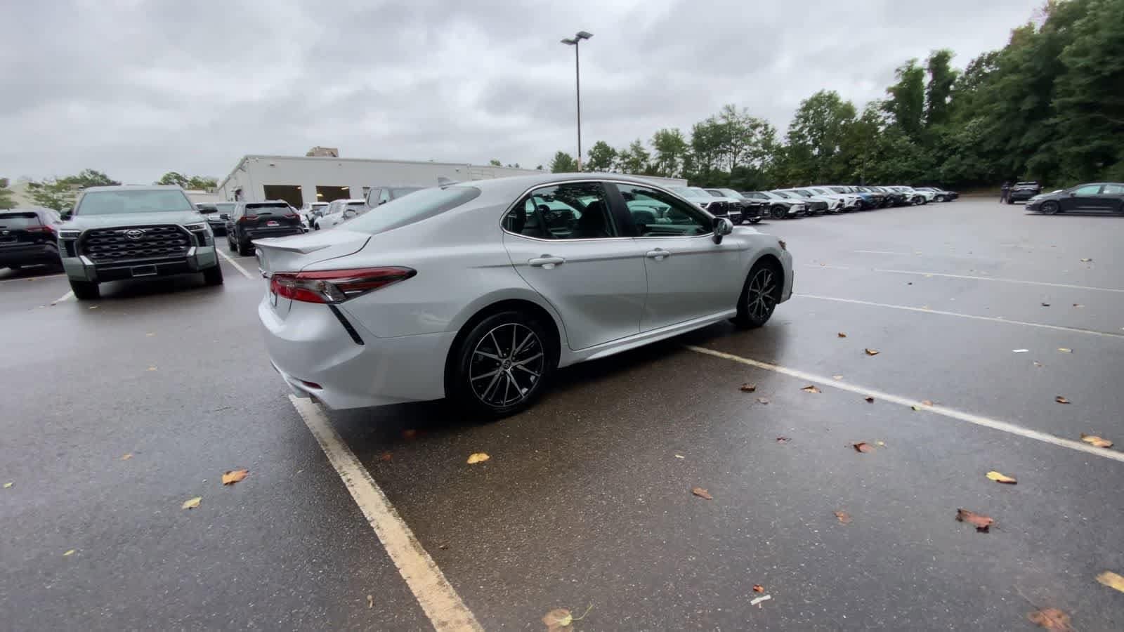 Thumbnail: 2024 Toyota Camry - 8