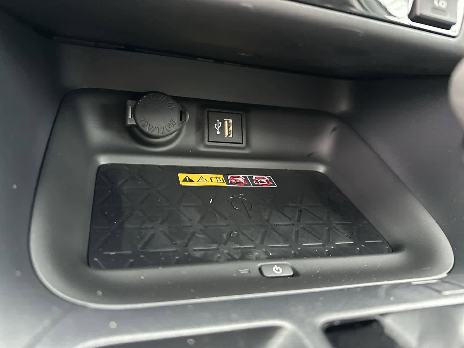 Thumbnail: 2025 Toyota RAV4 - 25