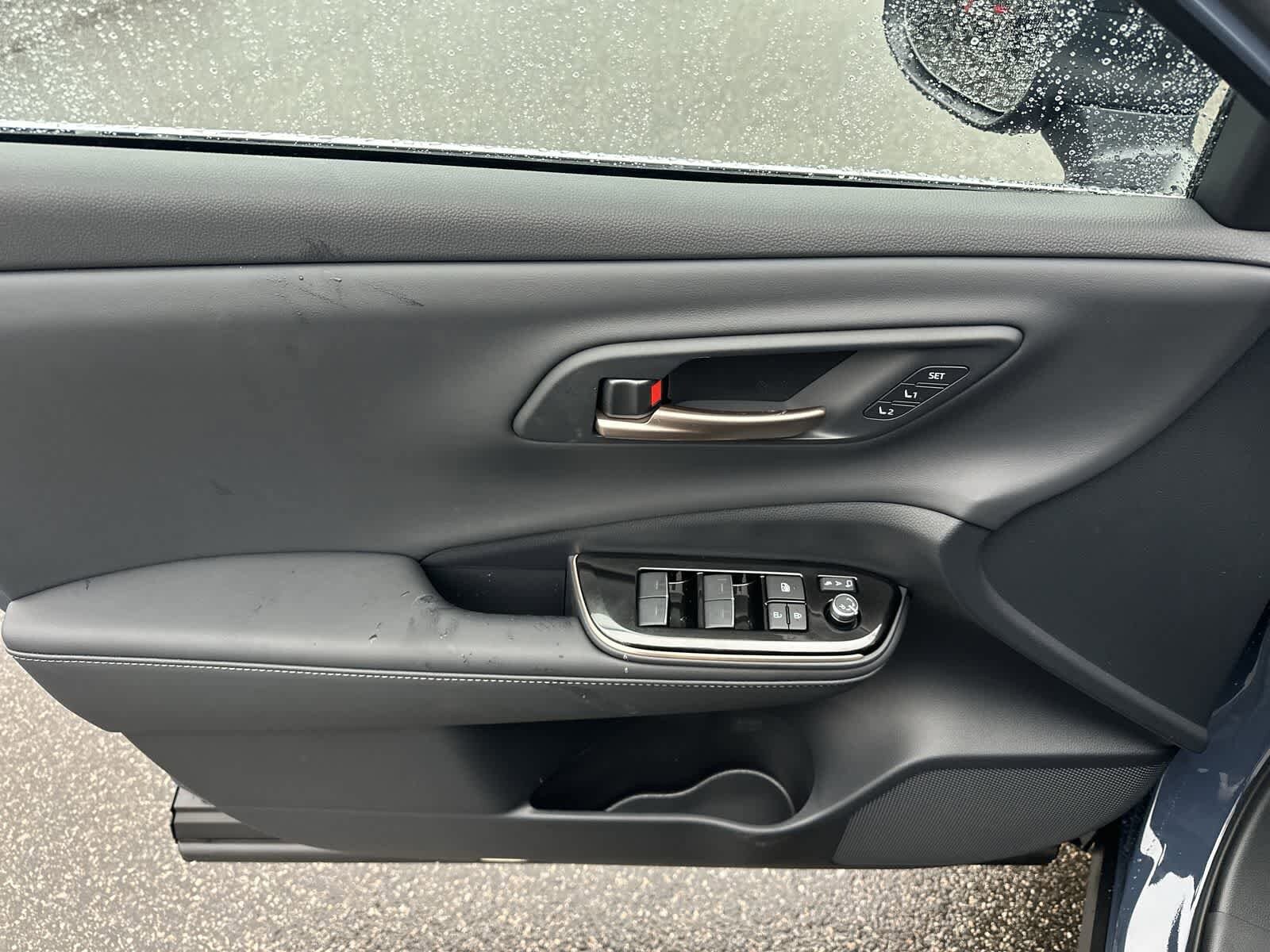 Thumbnail: 2026 Toyota Crown Signia - 21