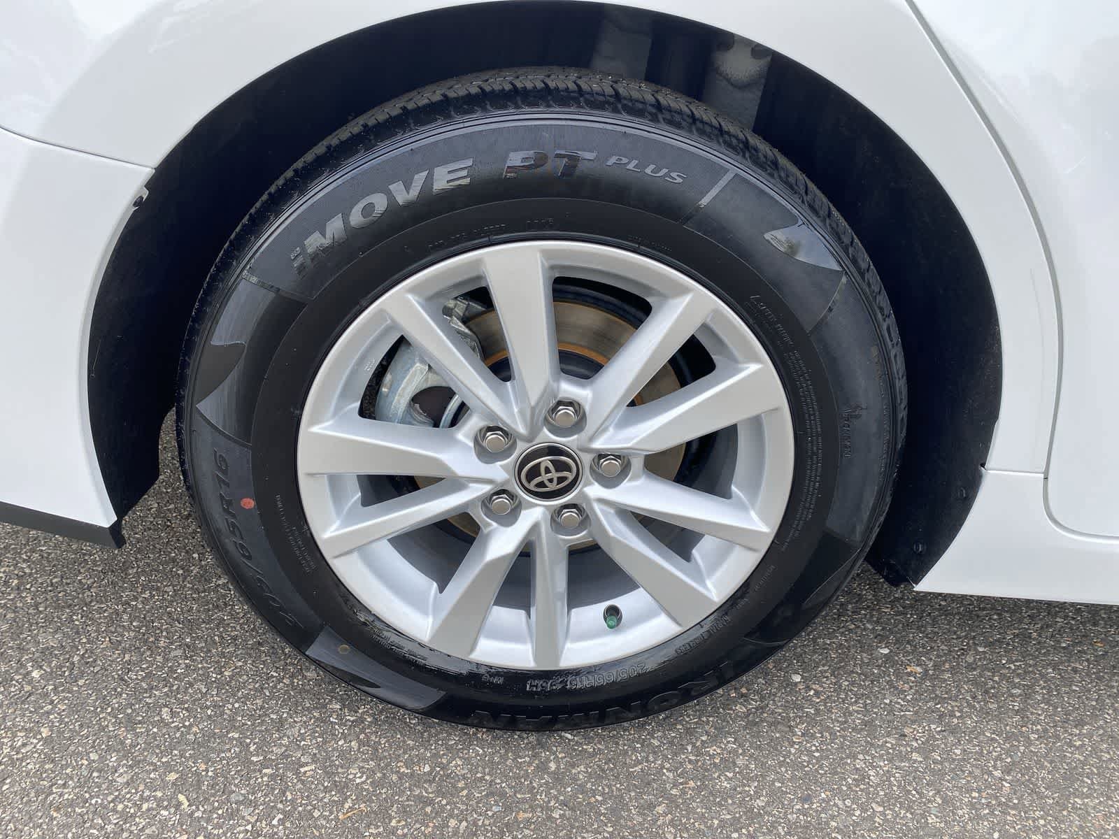 Thumbnail: 2025 Toyota Camry - 17