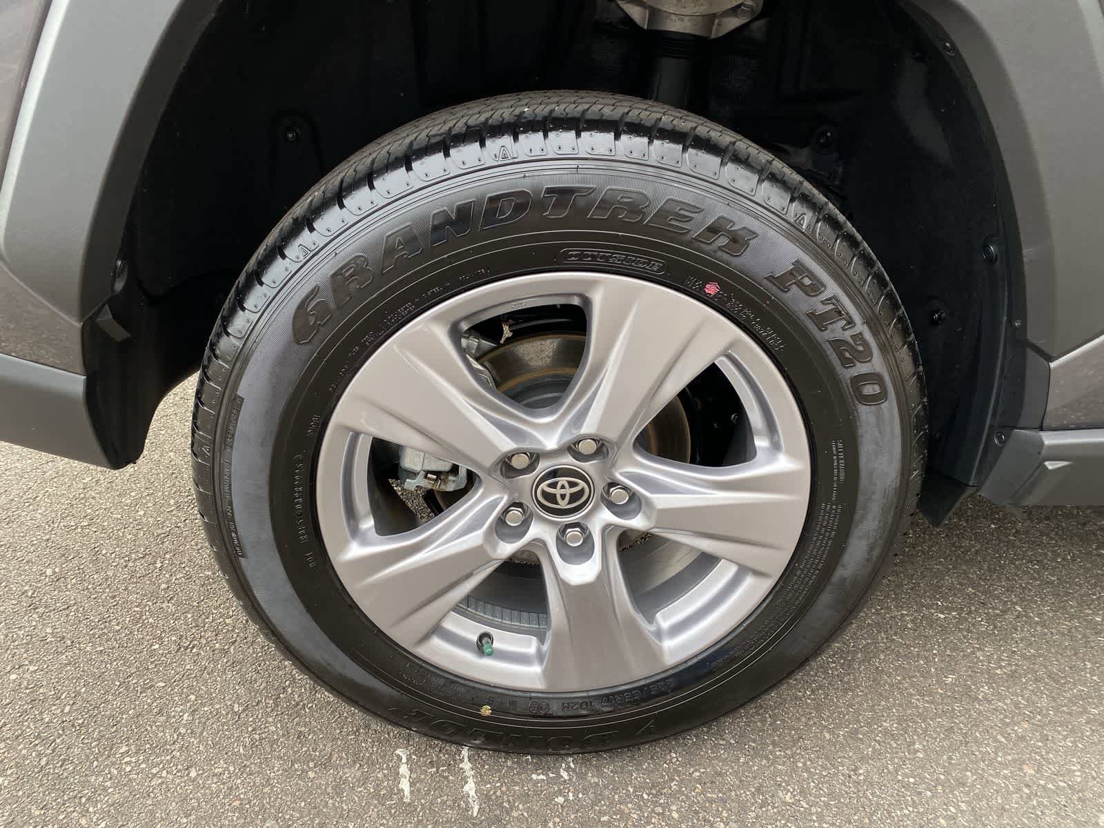 Thumbnail: 2025 Toyota RAV4 - 20